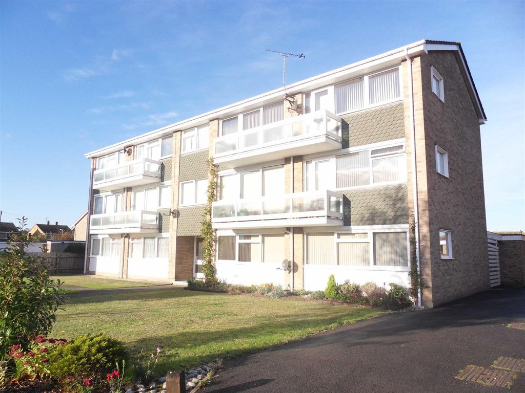 Property photo 1 of 7