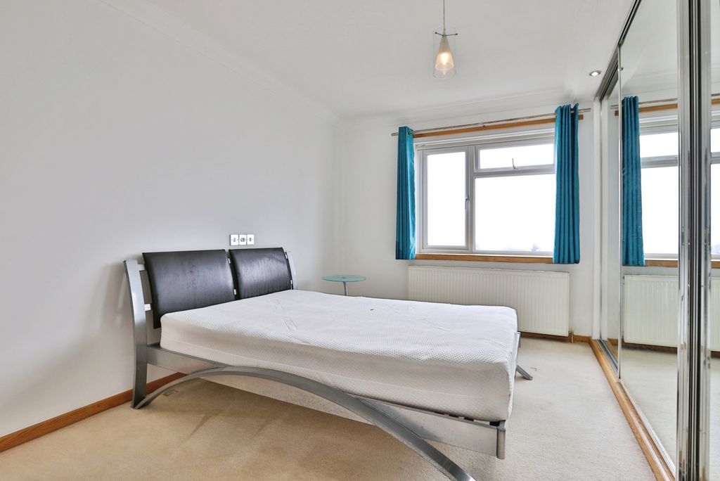 Property photo 3 of 13 Pbox-Img.Jpg