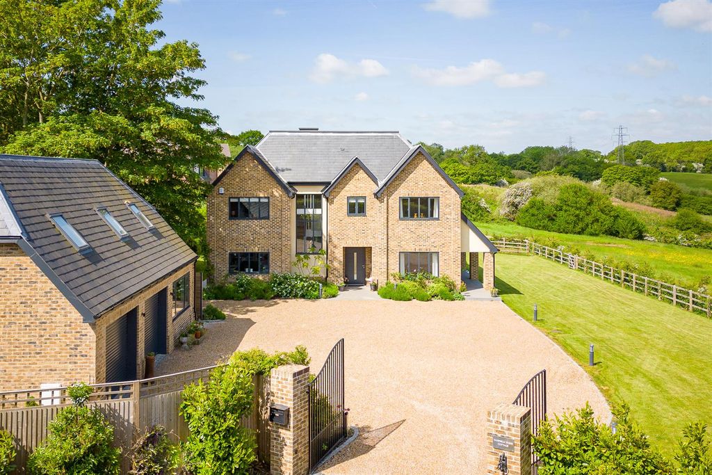 Property photo 1 of 34 External-28.Jpg