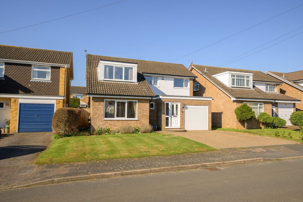 Property photo 1 of 23