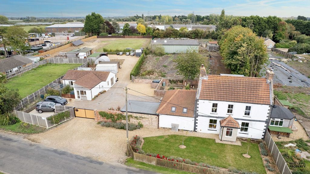 Property photo 1 of 68