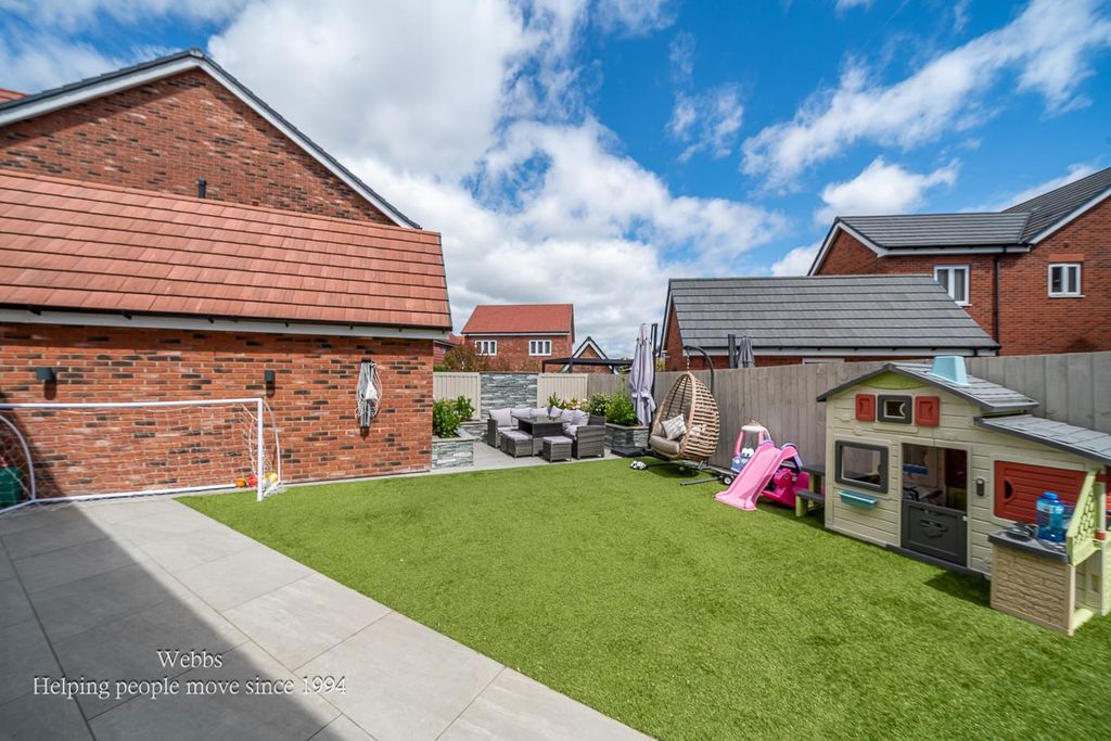 Property photo 3 of 37 Webbs-34.Jpg