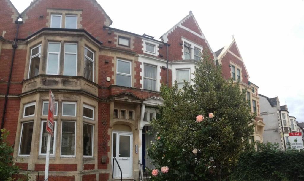 Property photo 3 of 3