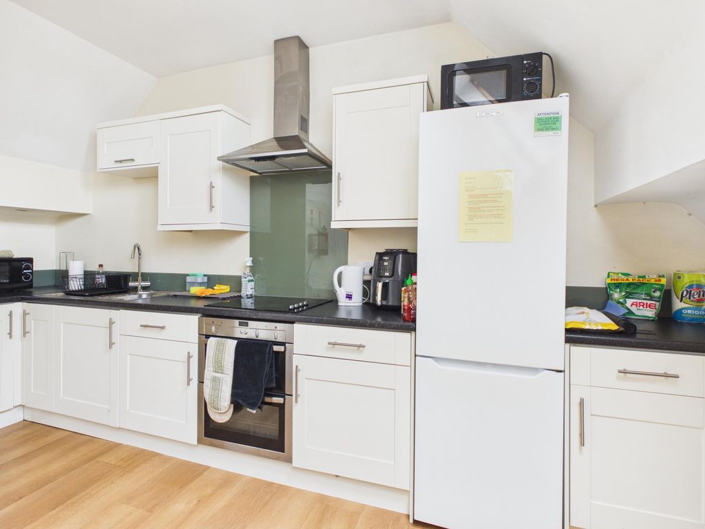 Property photo 2 of 27 Property Photo