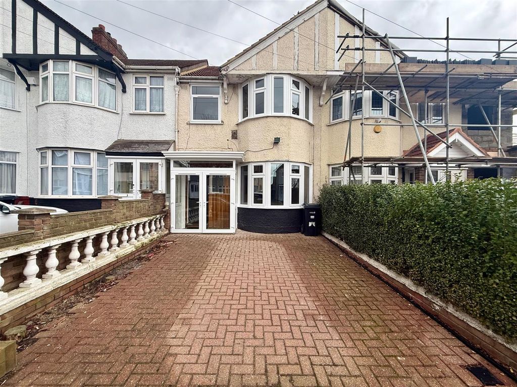 Property photo 1 of 14 Front External