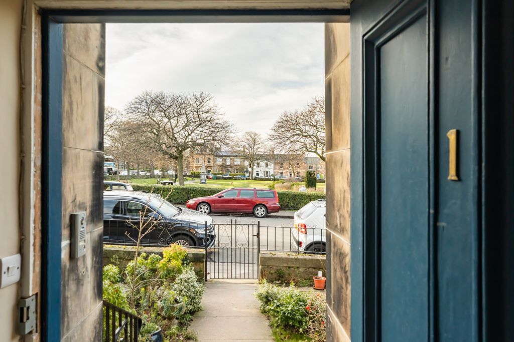 Property photo 2 of 39 Property Image 2