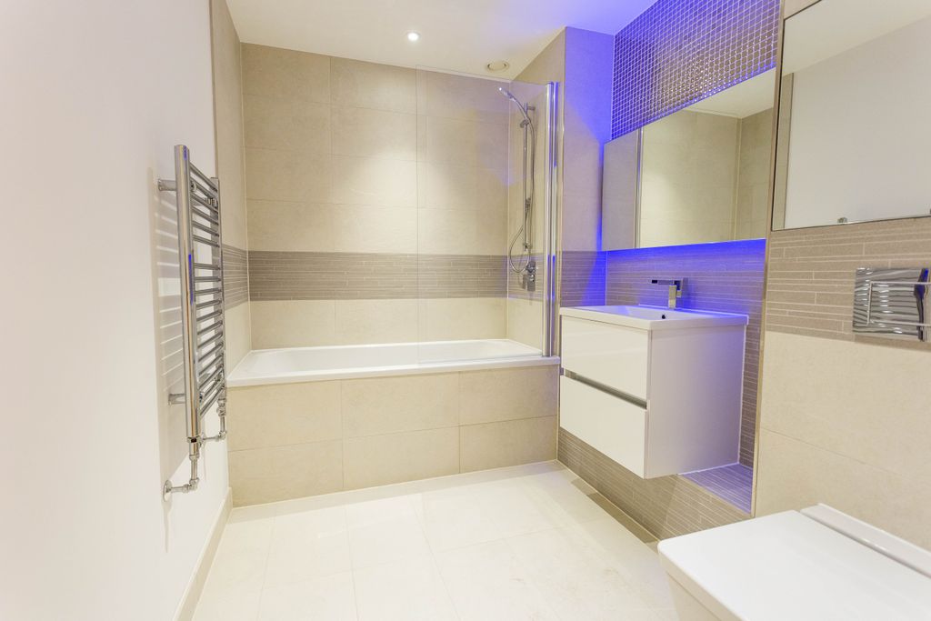 Property photo 2 of 13 Photo 8