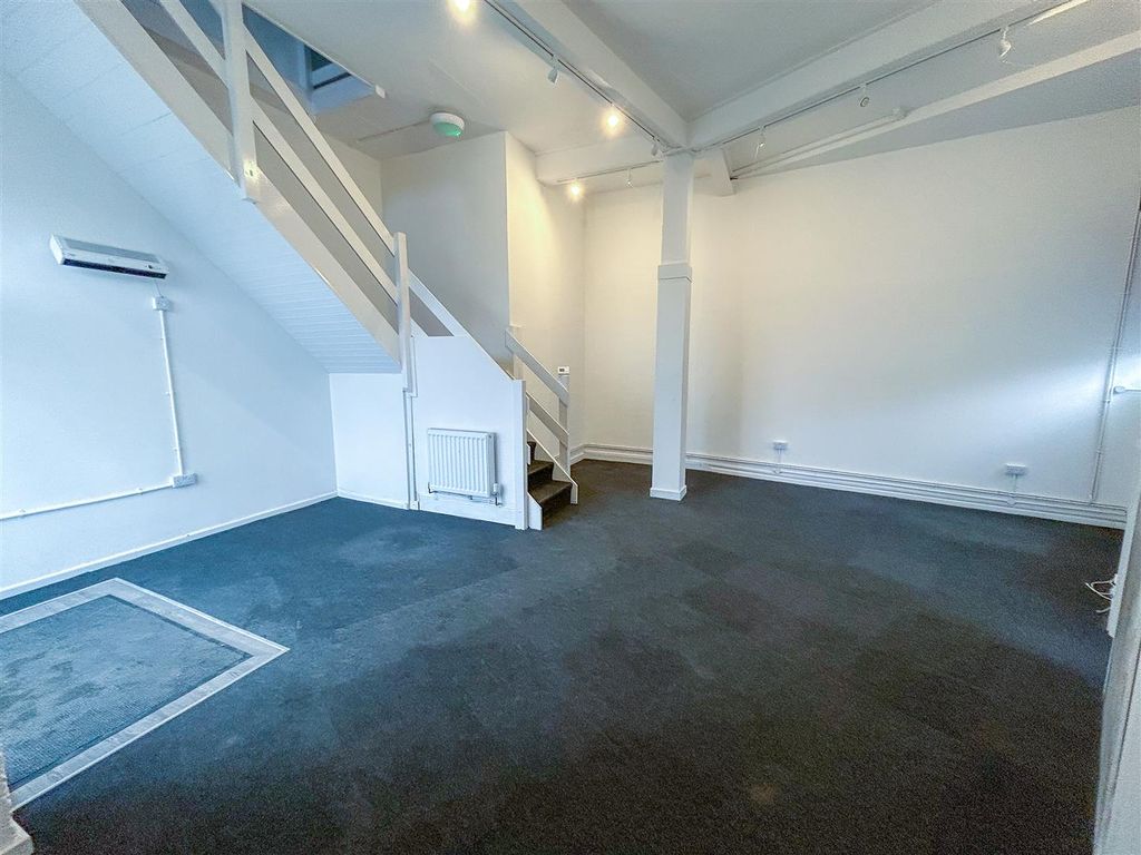 Property photo 2 of 7 Img_0385.Jpg