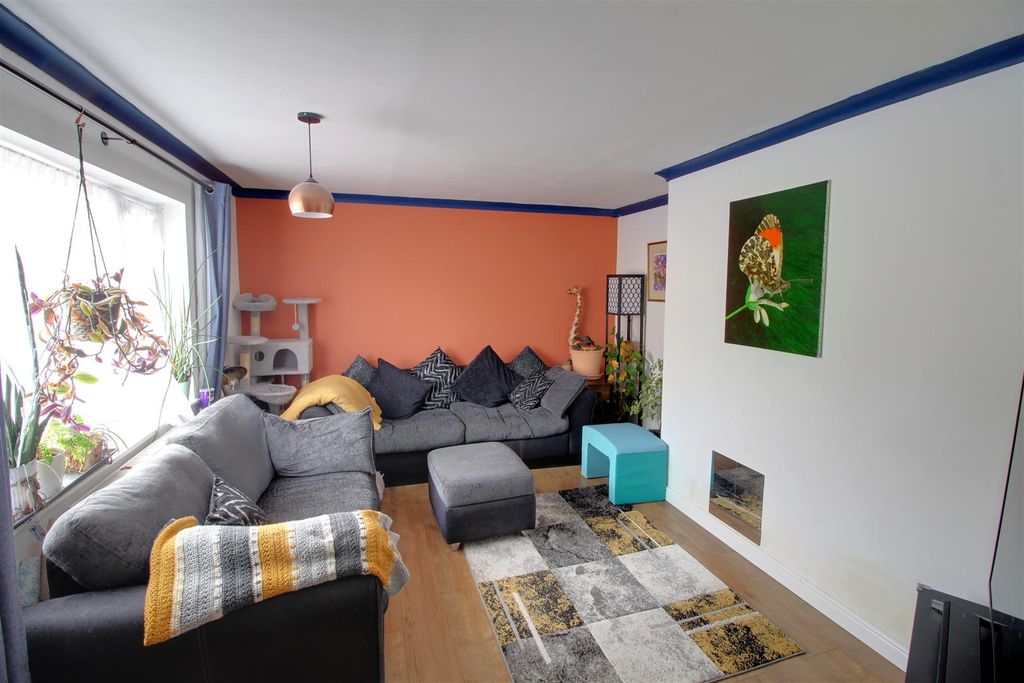 Property photo 2 of 9 Img_7552 - Copy-Img_7554 - Copy.Jpg