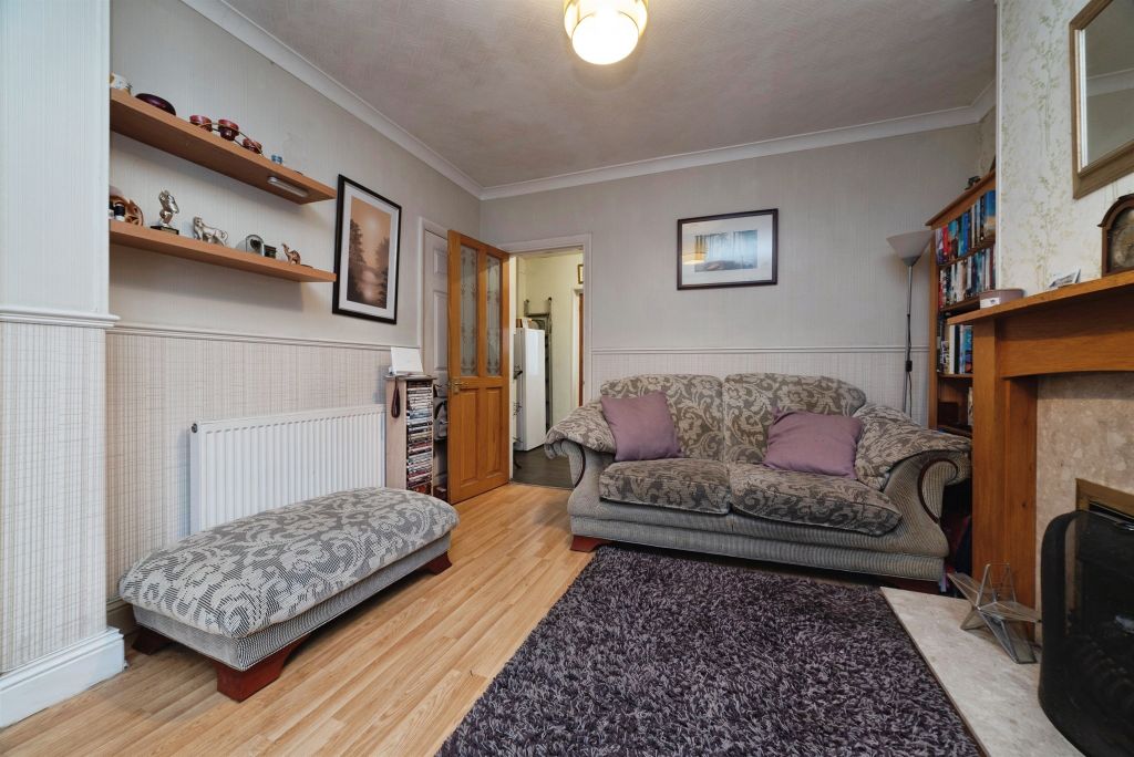 Property photo 3 of 11