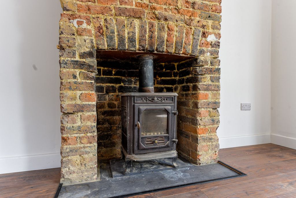 Property photo 3 of 20