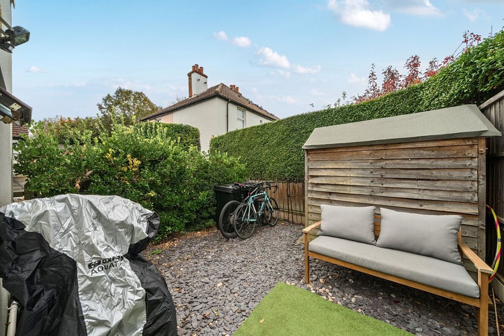 Property photo 3 of 23 Picture No. 19