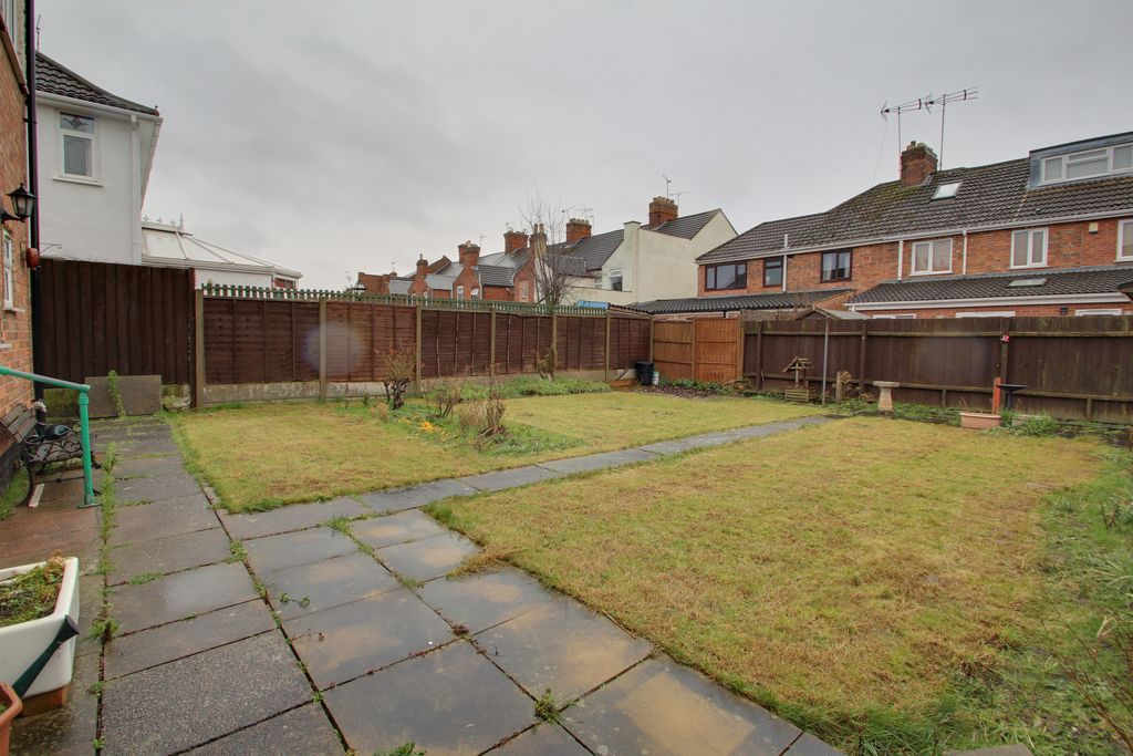 Property photo 3 of 11
