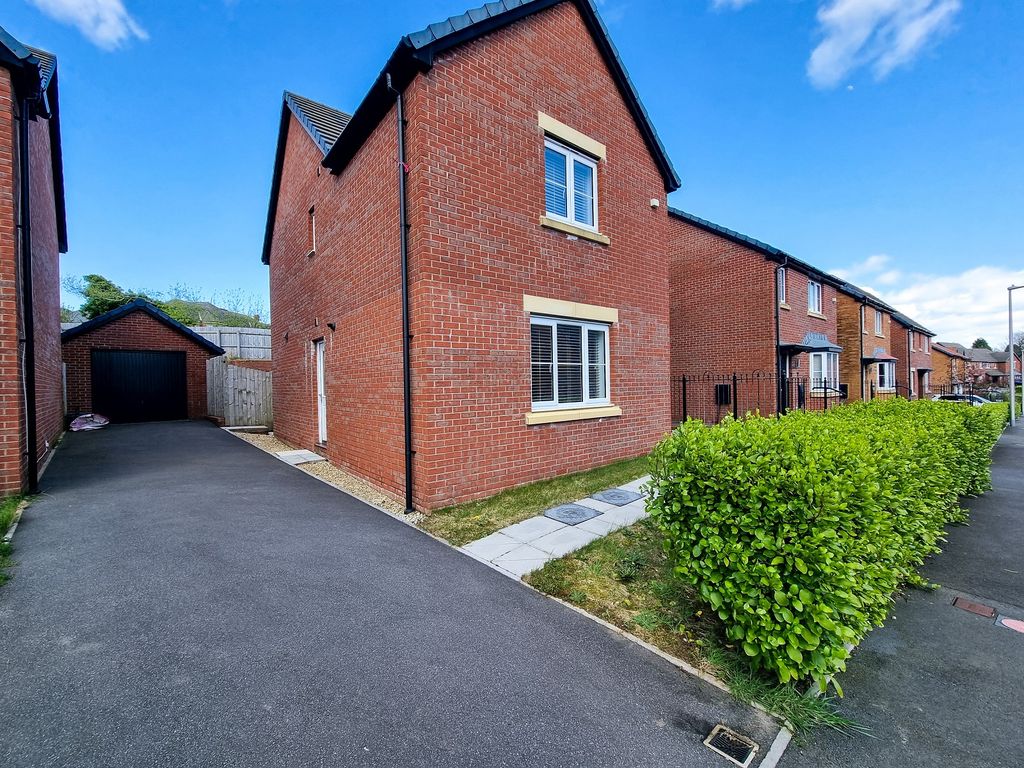 Property photo 2 of 21 Not Specified