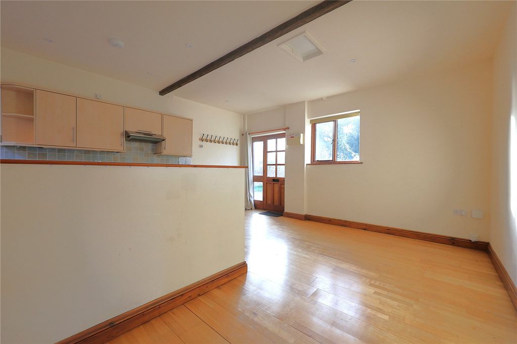 Property photo 3 of 12 Picture No. 29