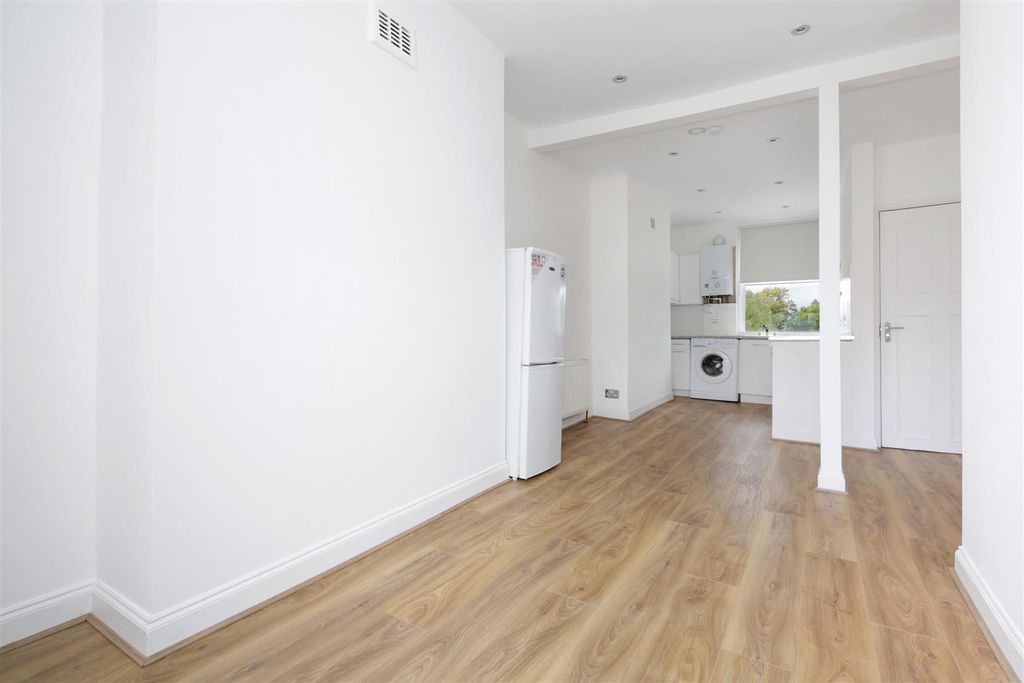 Property photo 2 of 12 Img_4254B Copy.Jpg