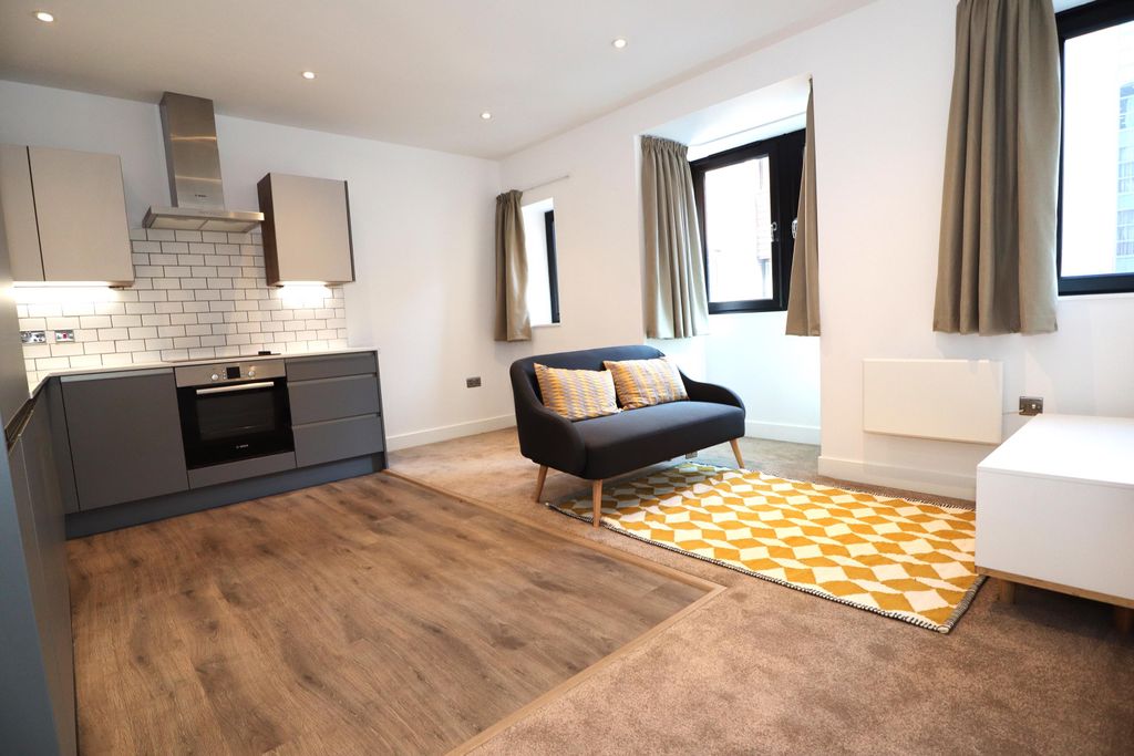 Property photo 2 of 6