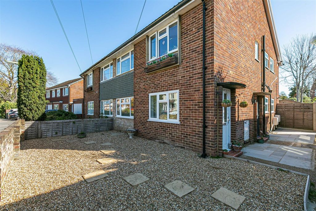 Property photo 1 of 18 5_76332.Jpg