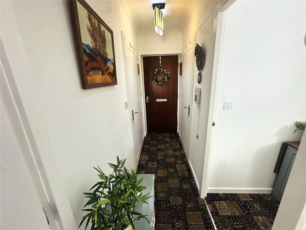Property photo 3 of 18 Hallway