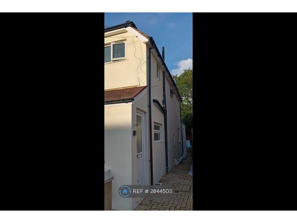 Property photo 2 of 15 Front 2