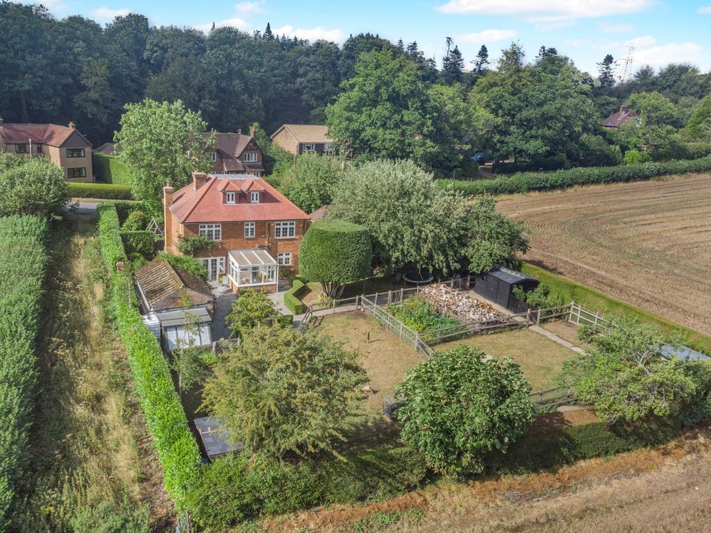 Property photo 2 of 38