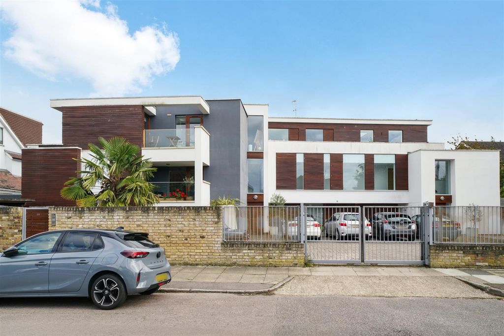 Property photo 1 of 11 1.Jpg