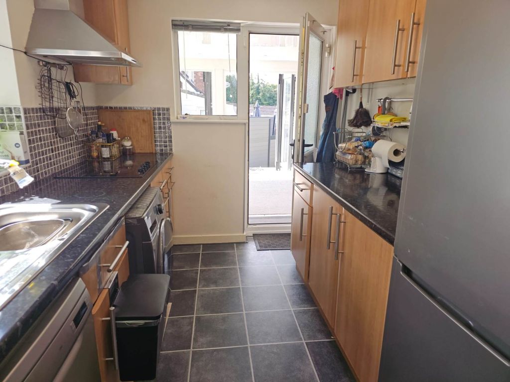 Property photo 1 of 73