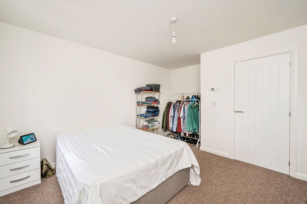 Property photo 2 of 20 Pbox-Img.Jpg