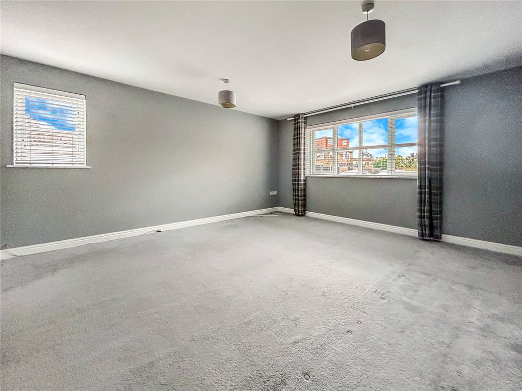 Property photo 2 of 6 Picture No. 05