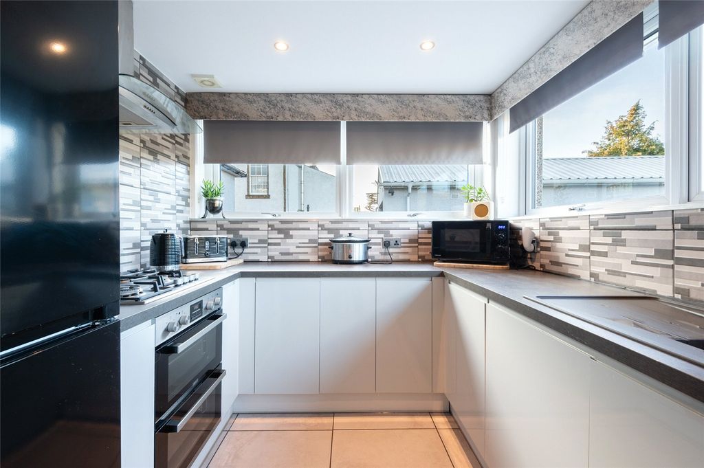 Property photo 3 of 54 Picture 3