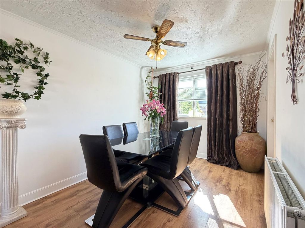 Property photo 3 of 13 Dining Room