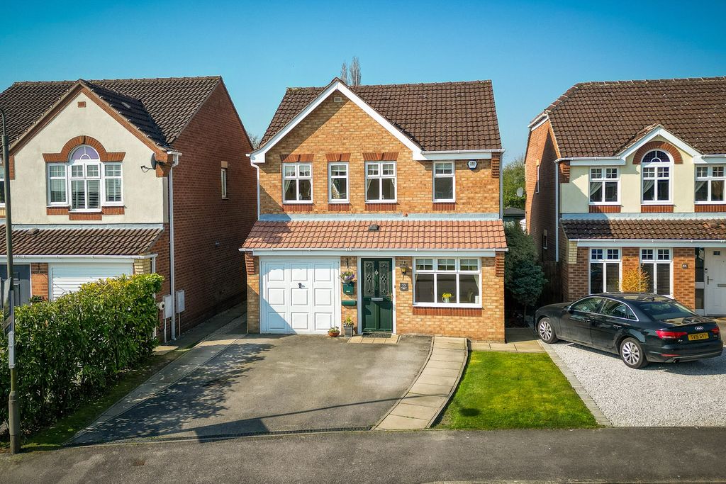 Property photo 1 of 28 Photo 2