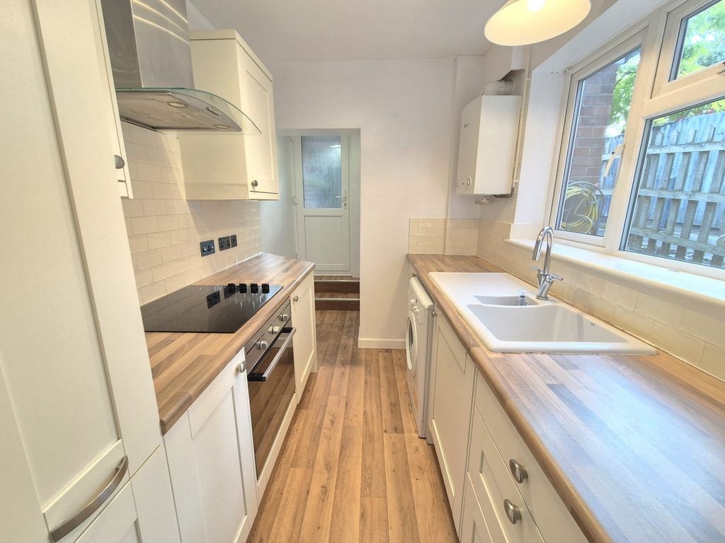 Property photo 2 of 21 Image