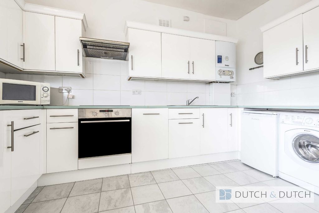 Property photo 2 of 9 Photo