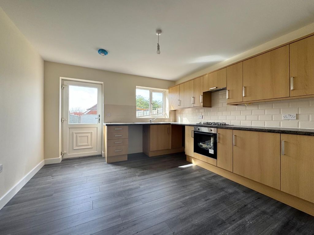 Property photo 2 of 10 2