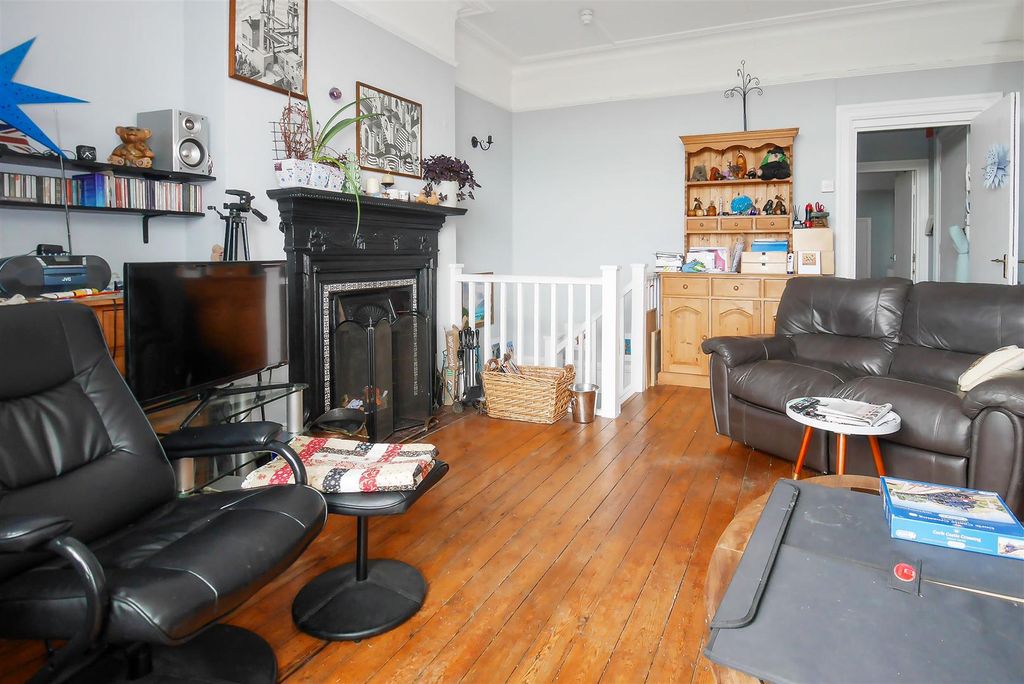 Additional image 9 of 2 bed maisonette for saleSouth Terrace, Littlehampton BN17