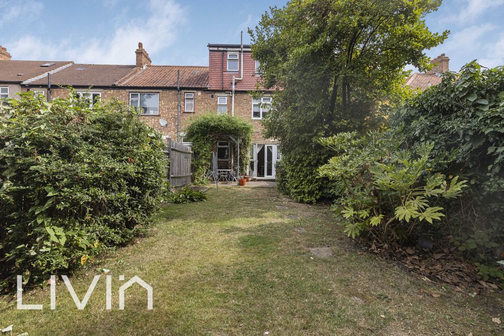Property photo 2 of 22 025A0174[1]