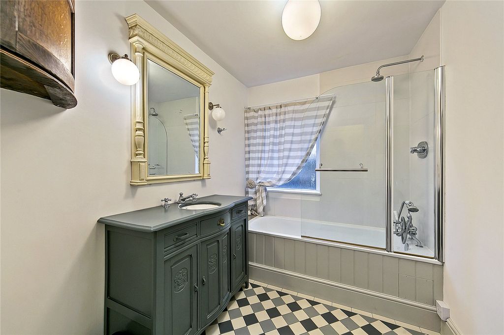 Additional image 30 of 6 bed semi-detached house for saleUxbridge Road, Hampton TW12