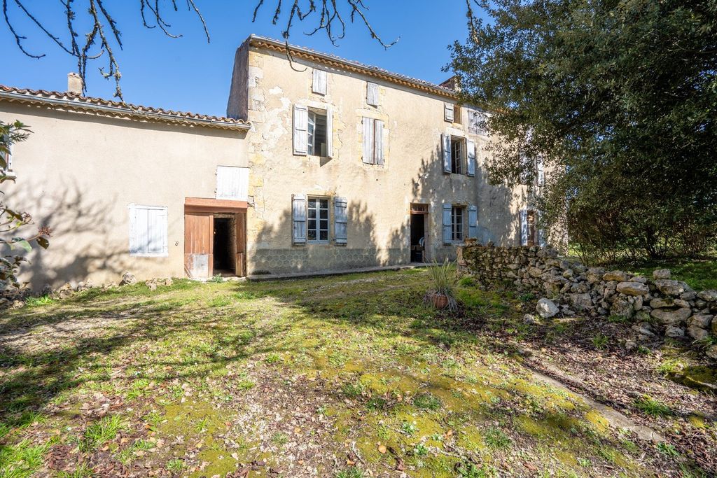 Property photo 2 of 16