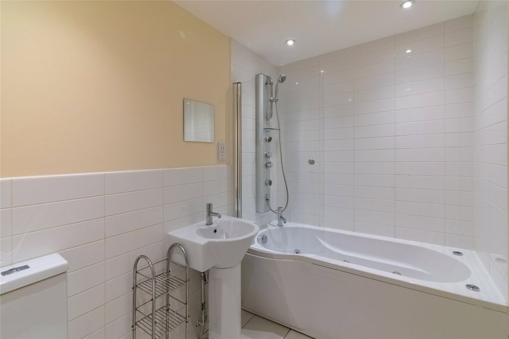 Property photo 2 of 5 Picture No. 02