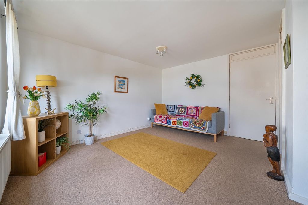Property photo 3 of 37 1513063 (6).Jpg