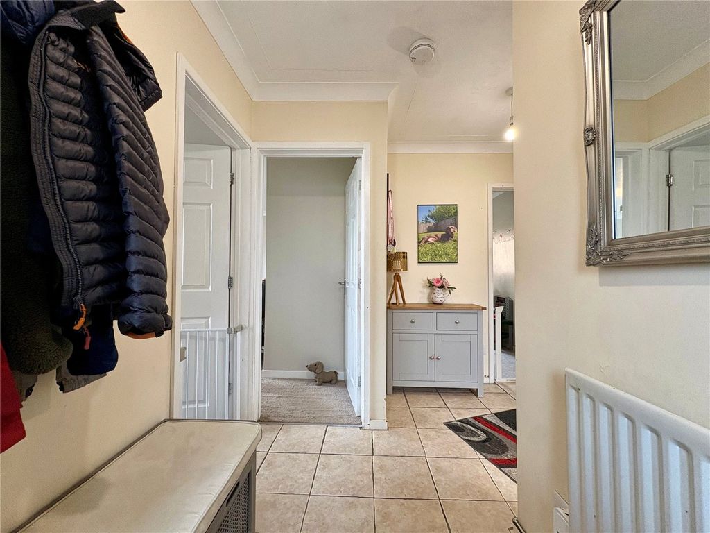 Property photo 3 of 22 Picture No. 28
