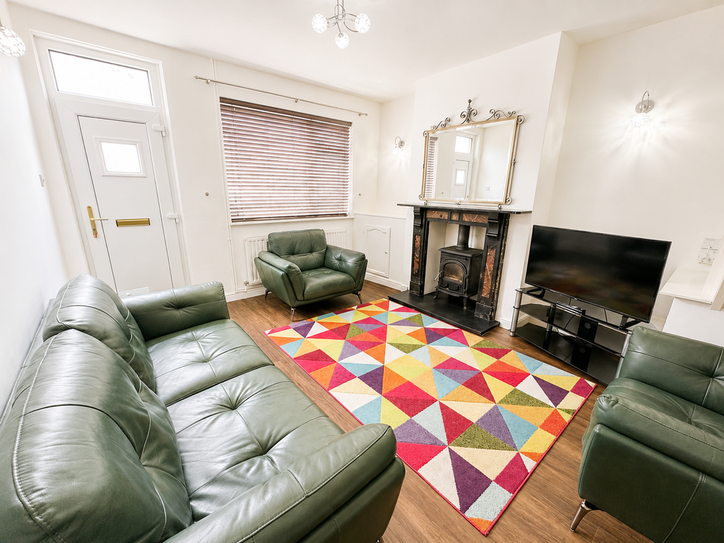 Property photo 2 of 11