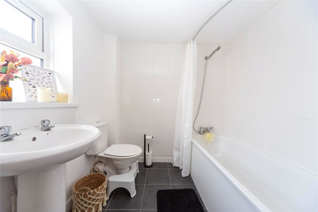 Additional image 6 of 1 bed semi-detached house for saleCourtenay Road, Splott CF24
