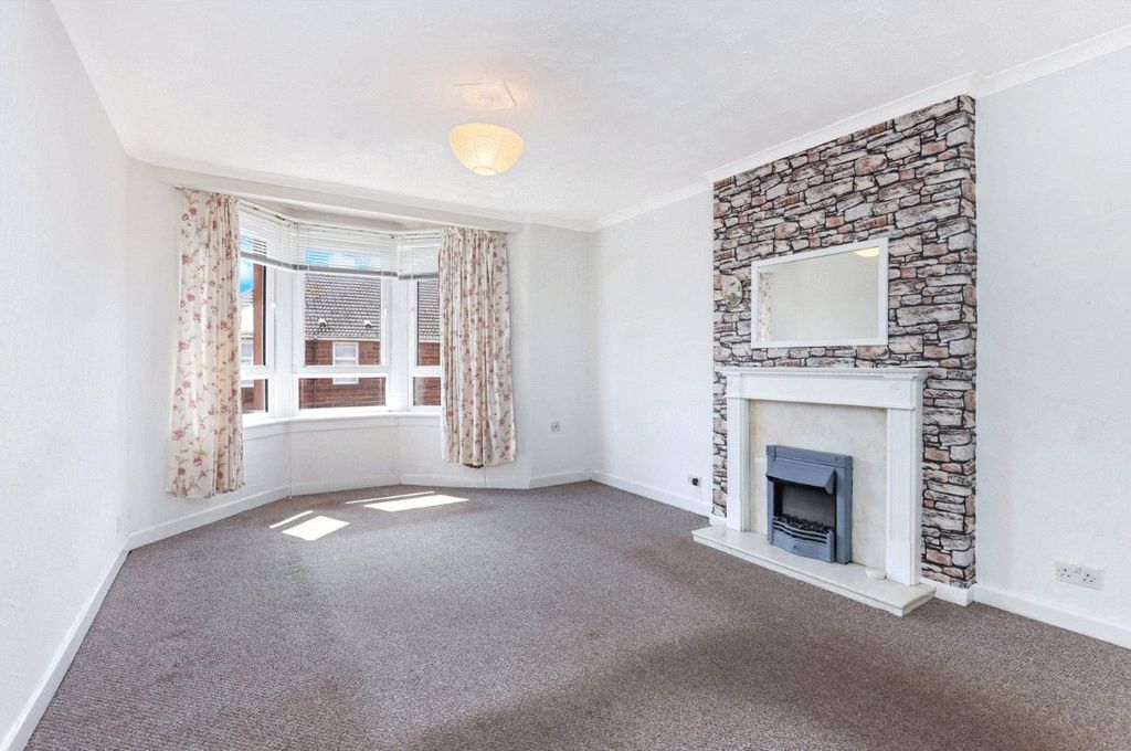 Property photo 2 of 18 Picture No. 04