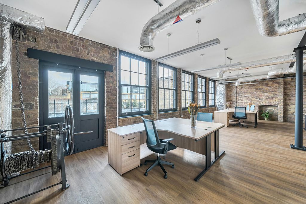 Property photo 2 of 9 1410173-6-6989Bd2Ab91B9.Jpg