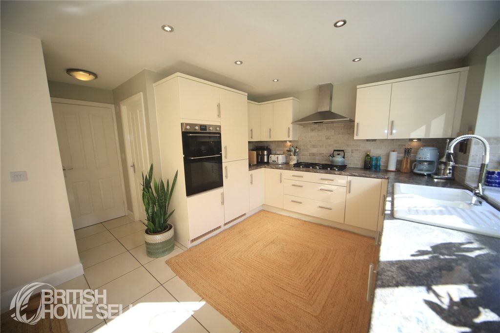 Property photo 3 of 31 Picture No. 25