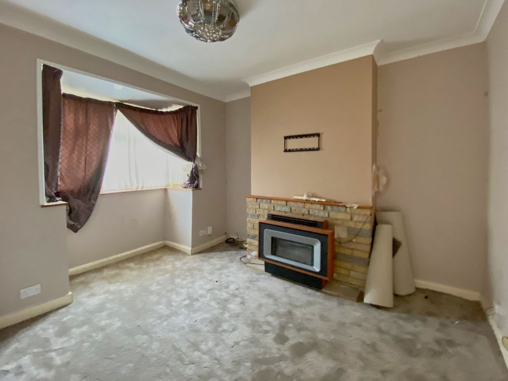 Property photo 2 of 8 Image 2