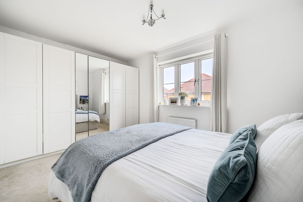 Property photo 3 of 22 Bedroom One