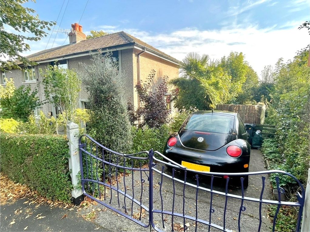 Property photo 1 of 20 External